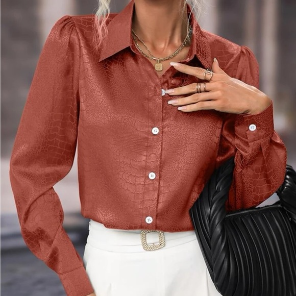 Luxe jacquard button down satin blouse - Picture 5 of 16
